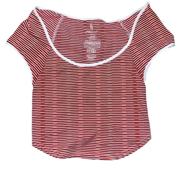 *NWOT* Free People Whats The Scoop Baby Tee - Red Combo - Picture 4 of 6